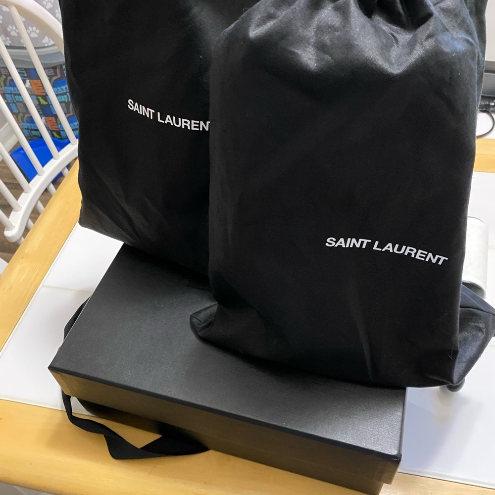 Saint Laurent Pointed Toe High Heel Booties - Picture 4 of 7
